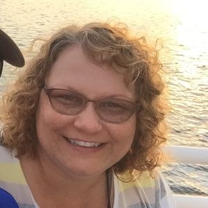 Meet your Posher, Kim